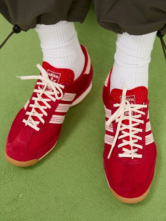 Zdjęcie produktu Sneakersy niskie adidas Originals ciemnoczerwony