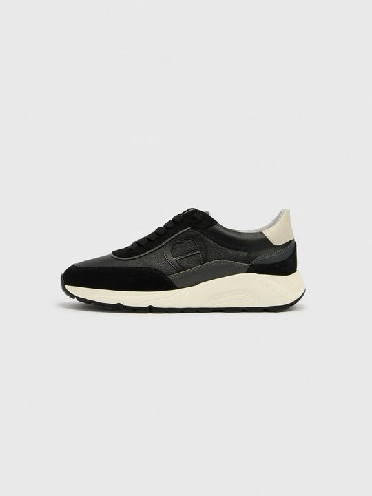 Zdjęcie produktu Sneakersy niskie Aigner czarny