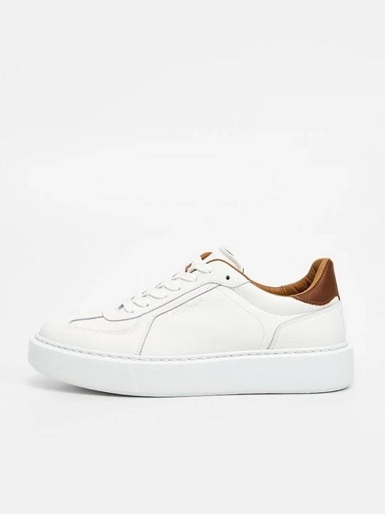 Zdjęcie produktu Sneakersy niskie Aigner mleczny
