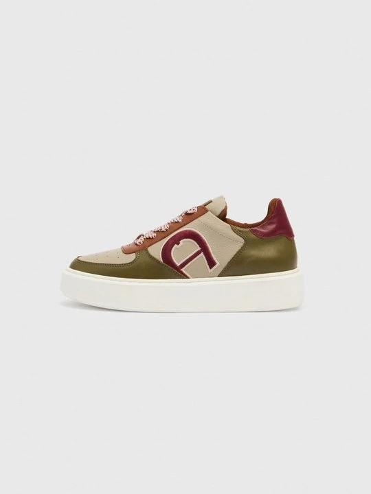 Zdjęcie produktu Sneakersy niskie Aigner