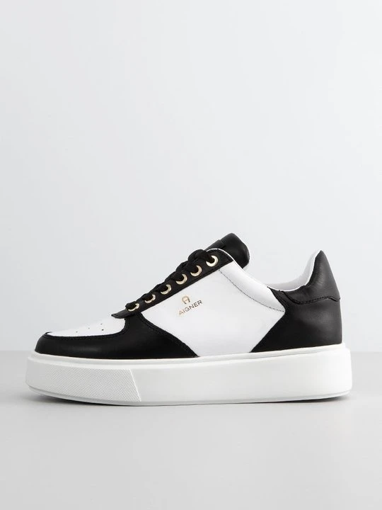 Zdjęcie produktu Sneakersy niskie Aigner mleczny