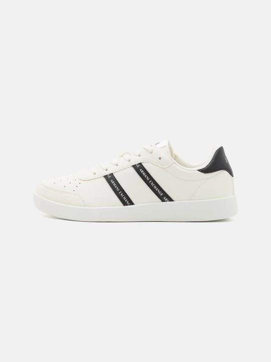 Zdjęcie produktu Sneakersy niskie Armani Exchange biały