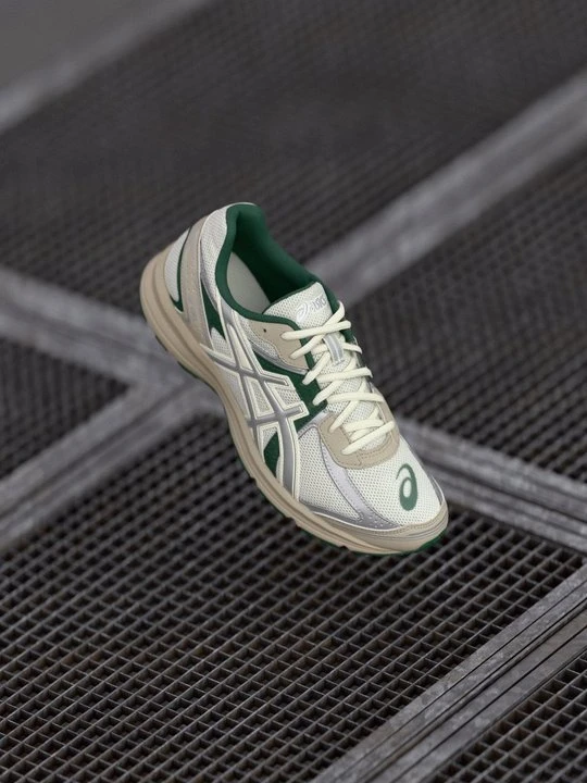 Zdjęcie produktu Sneakersy niskie Asics beżowy