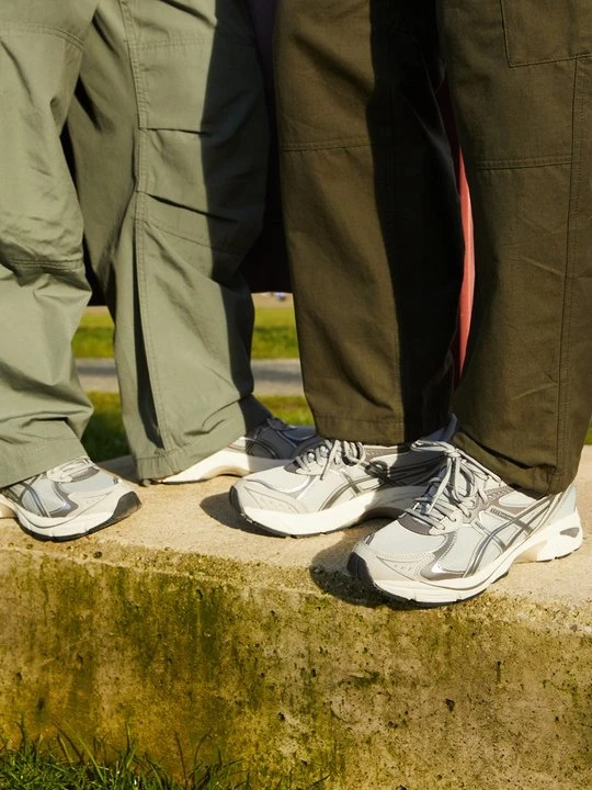 Zdjęcie produktu Sneakersy niskie Asics ciemnoszary