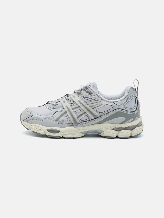 Zdjęcie produktu Sneakersy niskie Asics jasnoszary