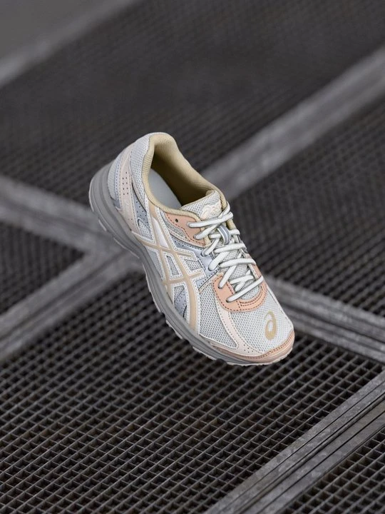 Zdjęcie produktu Sneakersy niskie Asics mleczny
