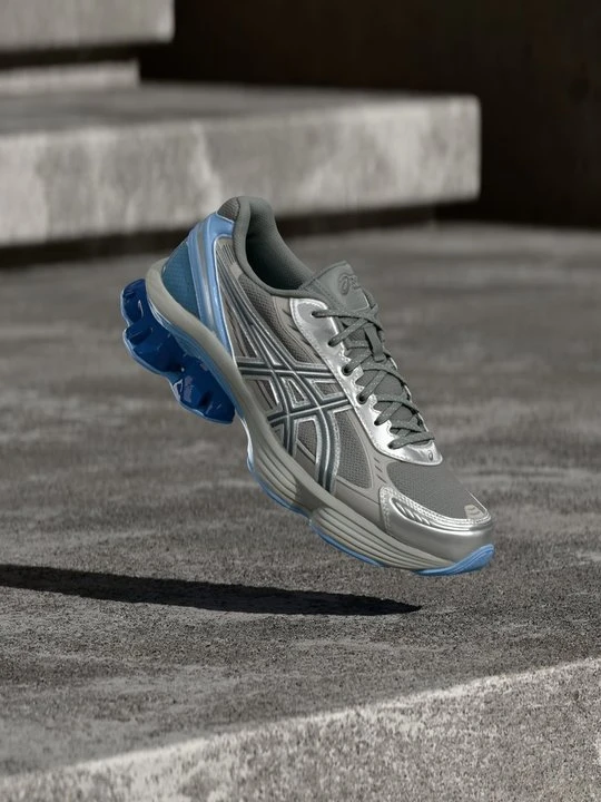Zdjęcie produktu Sneakersy niskie Asics szary