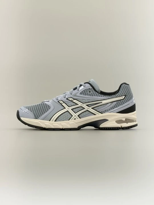 Zdjęcie produktu Sneakersy niskie Asics szary