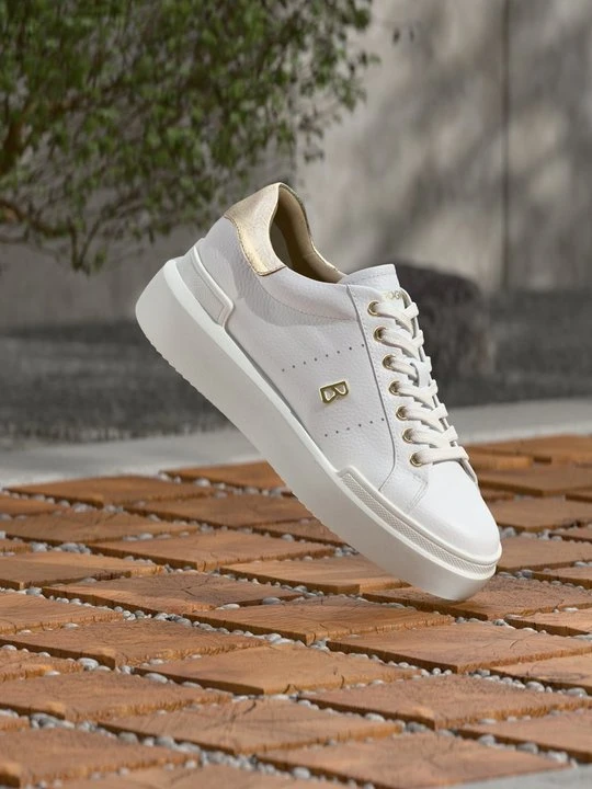 Zdjęcie produktu Sneakersy niskie Bogner biały