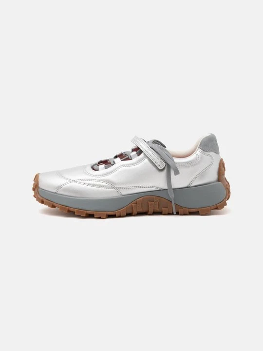 Zdjęcie produktu Sneakersy niskie Camper srebrny