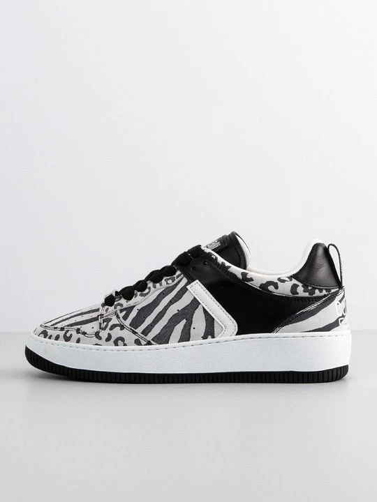 Zdjęcie produktu Sneakersy niskie Cavalli Class czarny