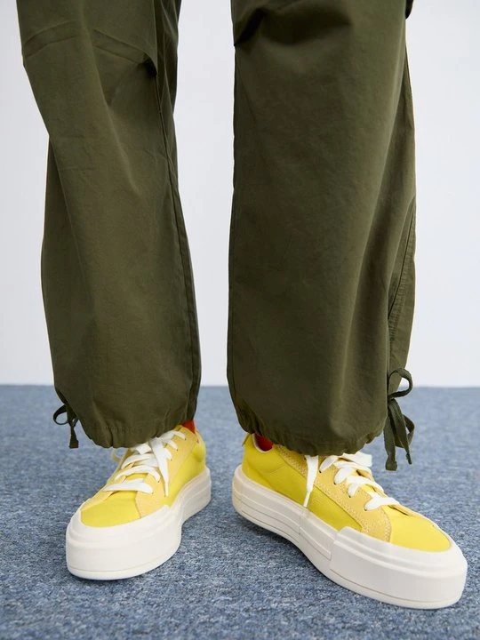 Zdjęcie produktu Sneakersy niskie Converse złoty