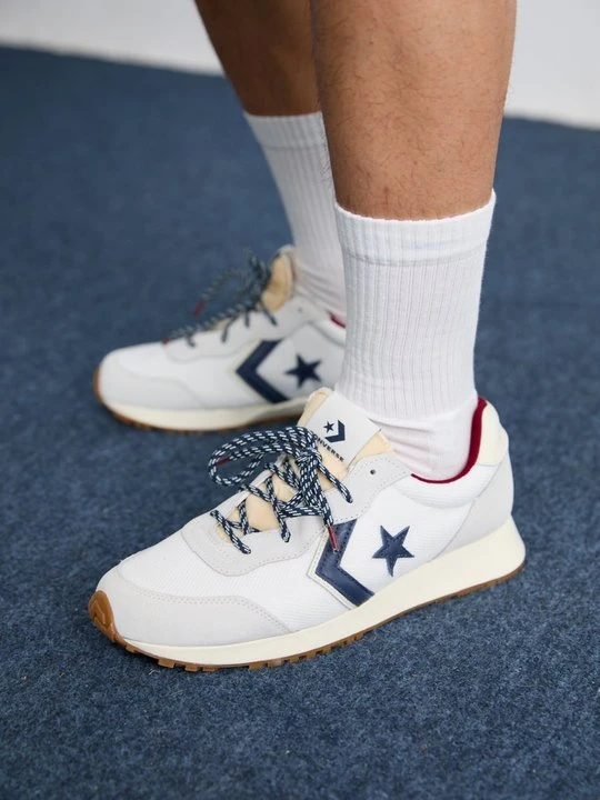 Zdjęcie produktu Sneakersy niskie Converse mleczny