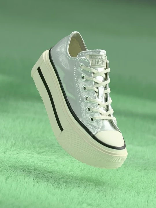 Zdjęcie produktu Sneakersy niskie Converse srebrny