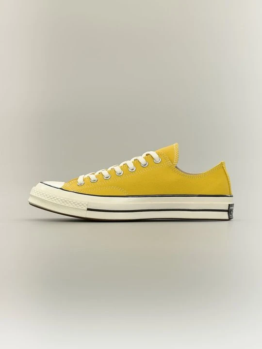 Zdjęcie produktu Sneakersy niskie Converse żółty