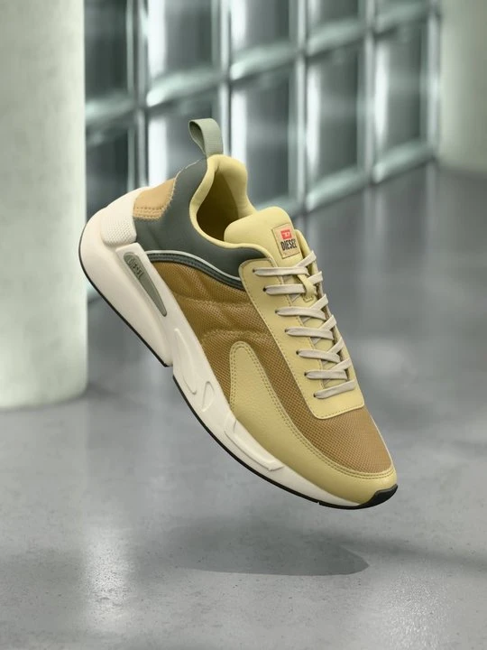 Zdjęcie produktu Sneakersy niskie Diesel ciemnożółty