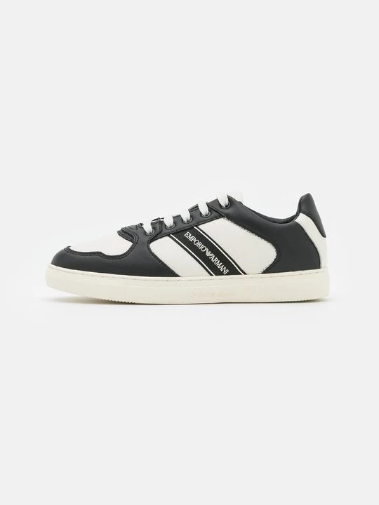 Zdjęcie produktu Sneakersy niskie Emporio Armani czarny