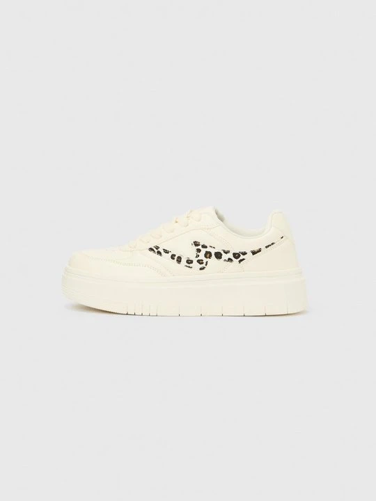 Zdjęcie produktu Sneakersy niskie Even&Odd mleczny