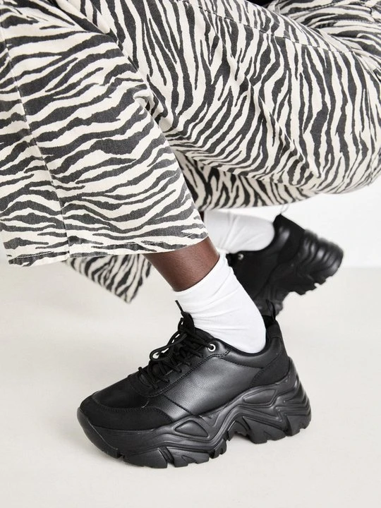 Zdjęcie produktu Sneakersy niskie Even&Odd Wide Fit By Zalando czarny