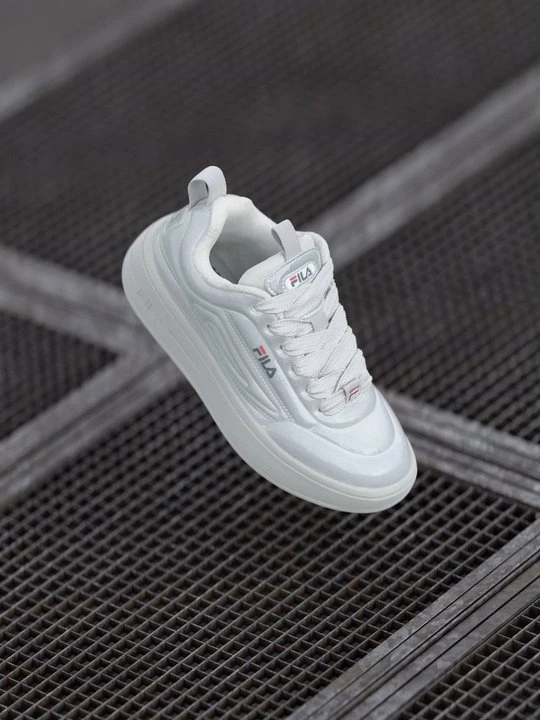 Zdjęcie produktu Sneakersy niskie Fila srebrny