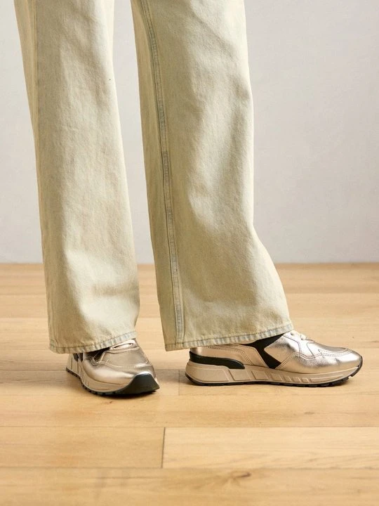Zdjęcie produktu Sneakersy niskie Gabor złoty