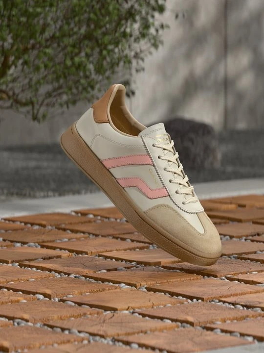 Zdjęcie produktu Sneakersy niskie Gant mleczny