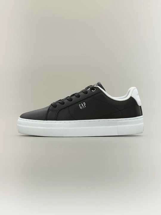 Zdjęcie produktu Sneakersy niskie GAP czarny