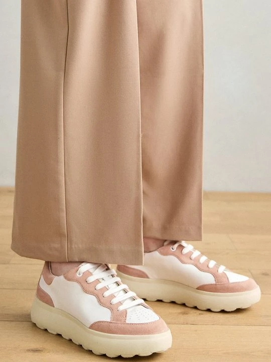 Zdjęcie produktu Sneakersy niskie Geox nude
