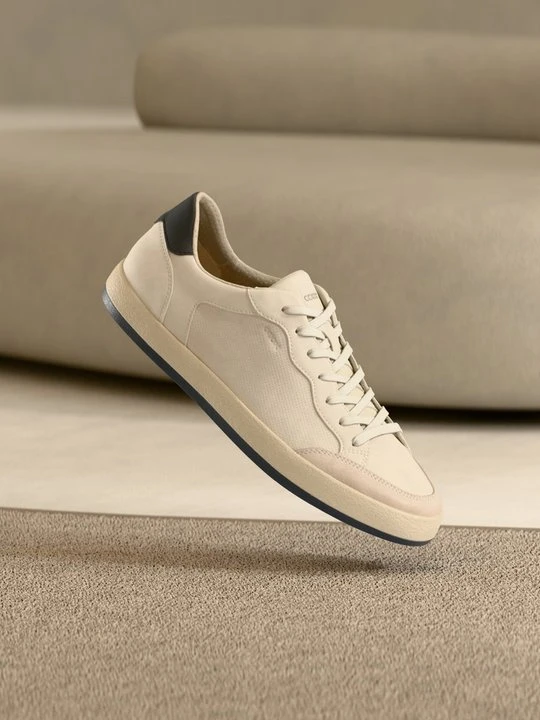 Zdjęcie produktu Sneakersy niskie Geox mleczny