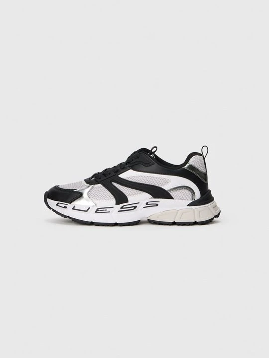 Zdjęcie produktu Sneakersy niskie Guess czarny