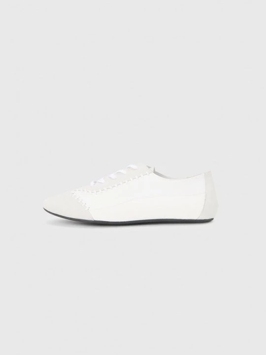 Zdjęcie produktu Sneakersy niskie HEREU mleczny