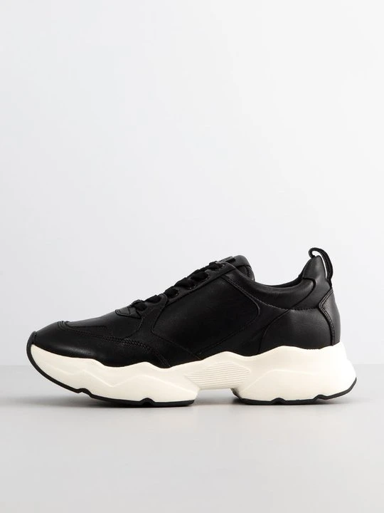 Zdjęcie produktu Sneakersy niskie HÖGL czarny