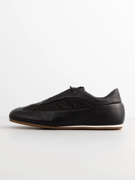 Zdjęcie produktu Sneakersy niskie HÖGL czarny