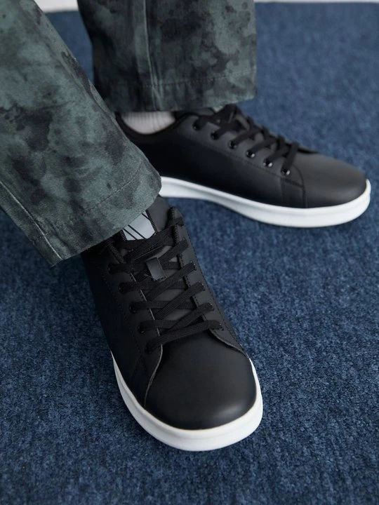 Zdjęcie produktu Sneakersy niskie Hummel czarny