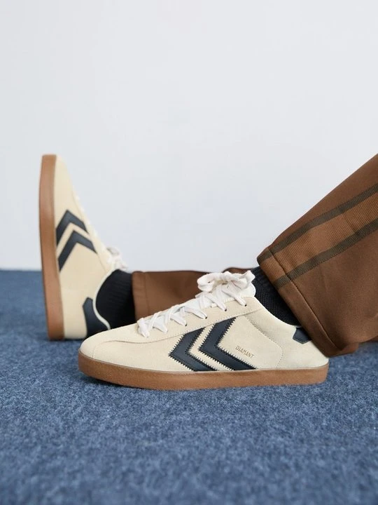 Zdjęcie produktu Sneakersy niskie Hummel mleczny
