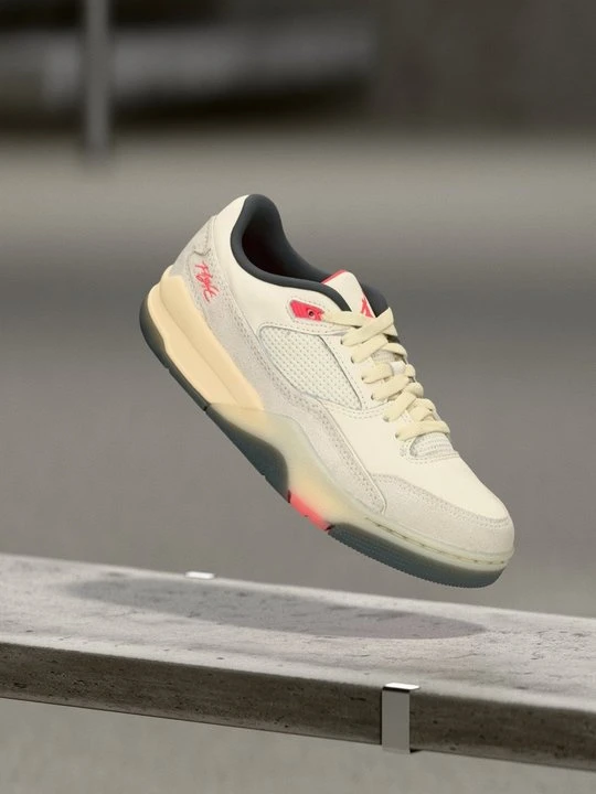 Zdjęcie produktu Sneakersy niskie Jordan mleczny