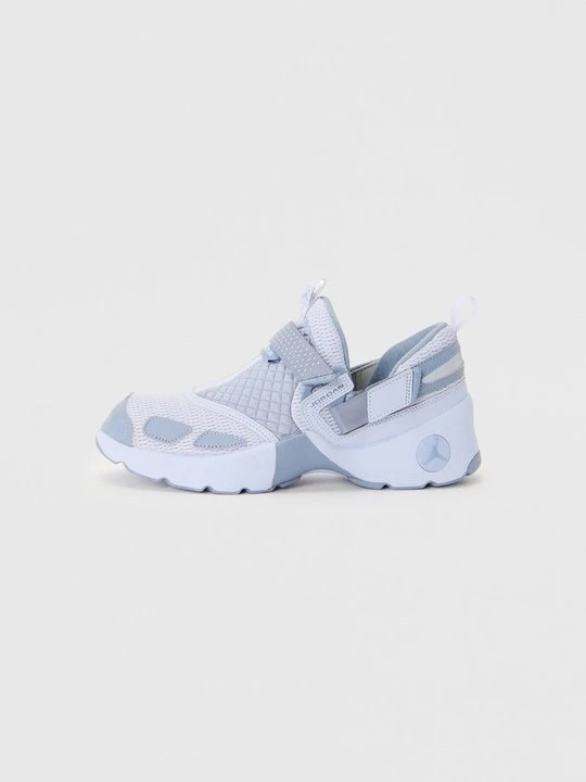 Zdjęcie produktu Sneakersy niskie Jordan jasnoniebieski