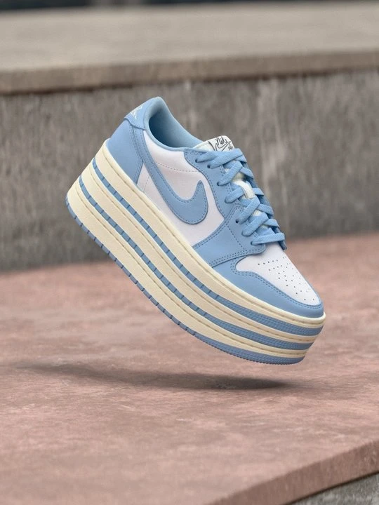 Zdjęcie produktu Sneakersy niskie Jordan jasnoniebieski