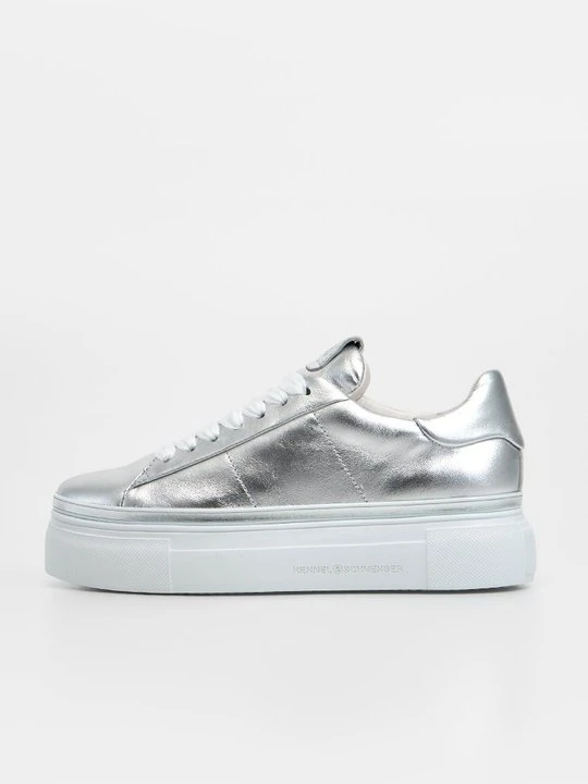 Zdjęcie produktu Sneakersy niskie Kennel & Schmenger srebrny