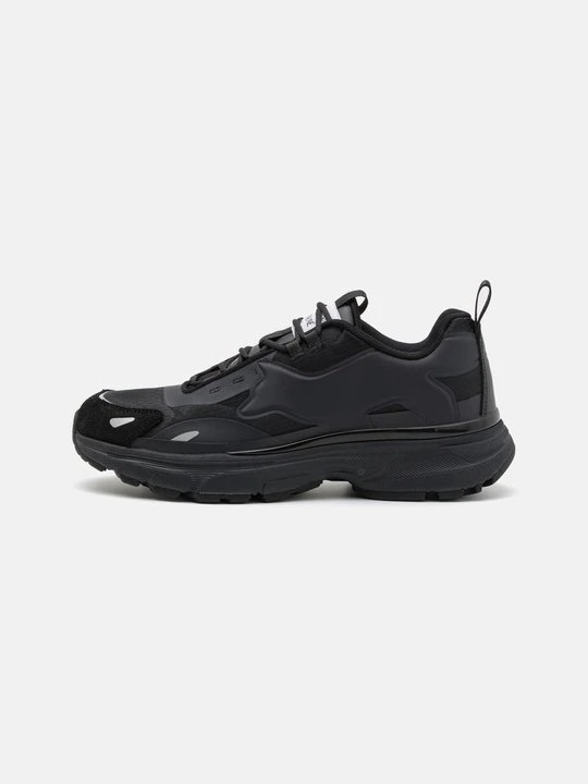 Zdjęcie produktu Sneakersy niskie Maison Kitsuné czarny