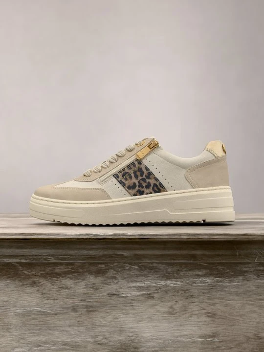 Zdjęcie produktu Sneakersy niskie Marco Tozzi mleczny