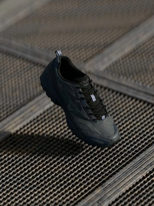 Zdjęcie produktu Sneakersy niskie Mizuno ciemnoszary