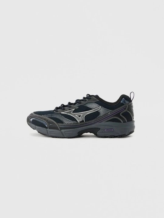 Zdjęcie produktu Sneakersy niskie Mizuno czarny