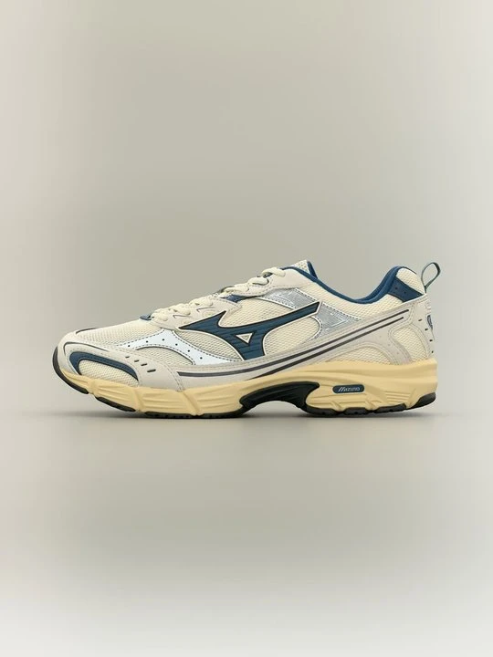 Zdjęcie produktu Sneakersy niskie Mizuno mleczny