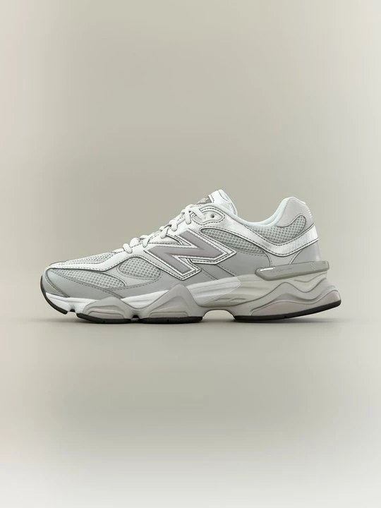 Zdjęcie produktu Sneakersy niskie New Balance mleczny