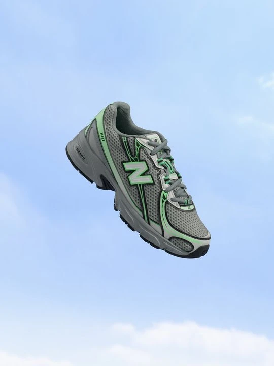 Zdjęcie produktu Sneakersy niskie New Balance srebrny