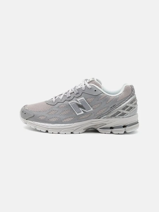 Zdjęcie produktu Sneakersy niskie New Balance srebrny