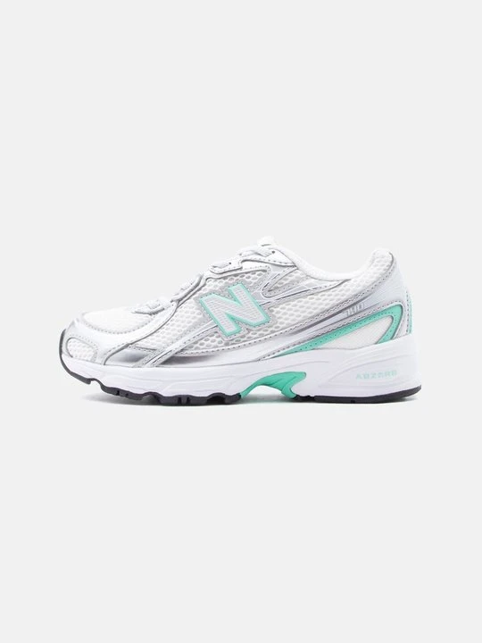 Zdjęcie produktu Sneakersy niskie New Balance srebrny