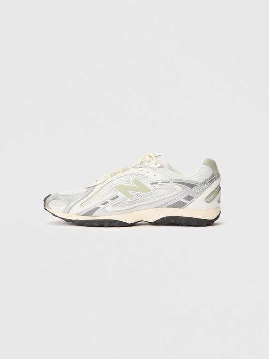 Zdjęcie produktu Sneakersy niskie New Balance srebrny