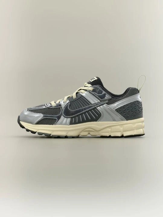 Zdjęcie produktu Sneakersy niskie Nike czarny
